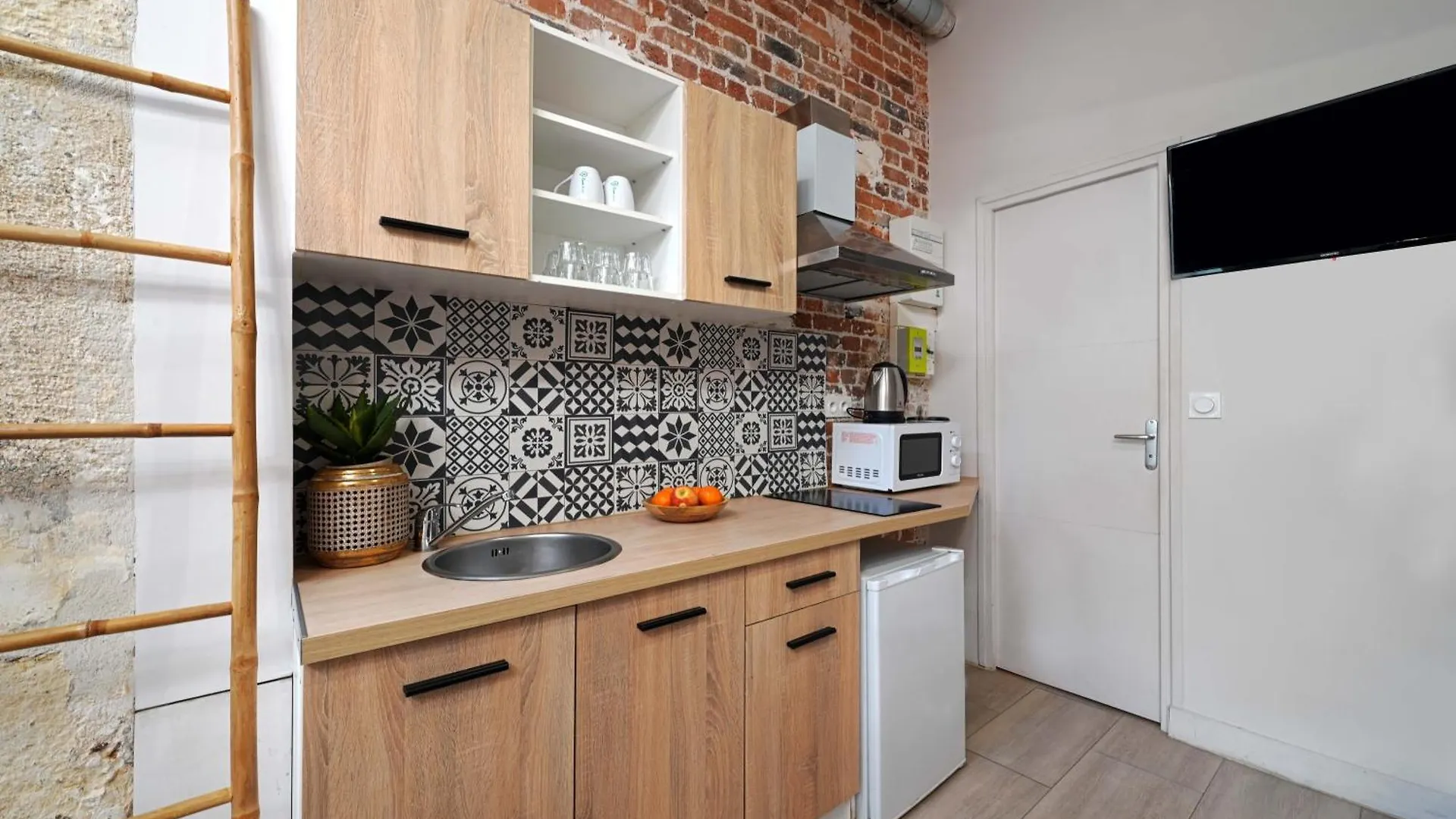 A Modern Apartment Situated Just A Few Steps From The Canal Saint Martin Paris